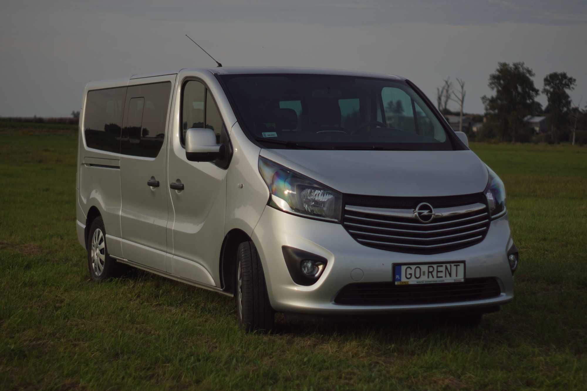 Wynajem busa 9-osobowego Opel Vivaro!! Winiety !! Wolne wakacje !!
