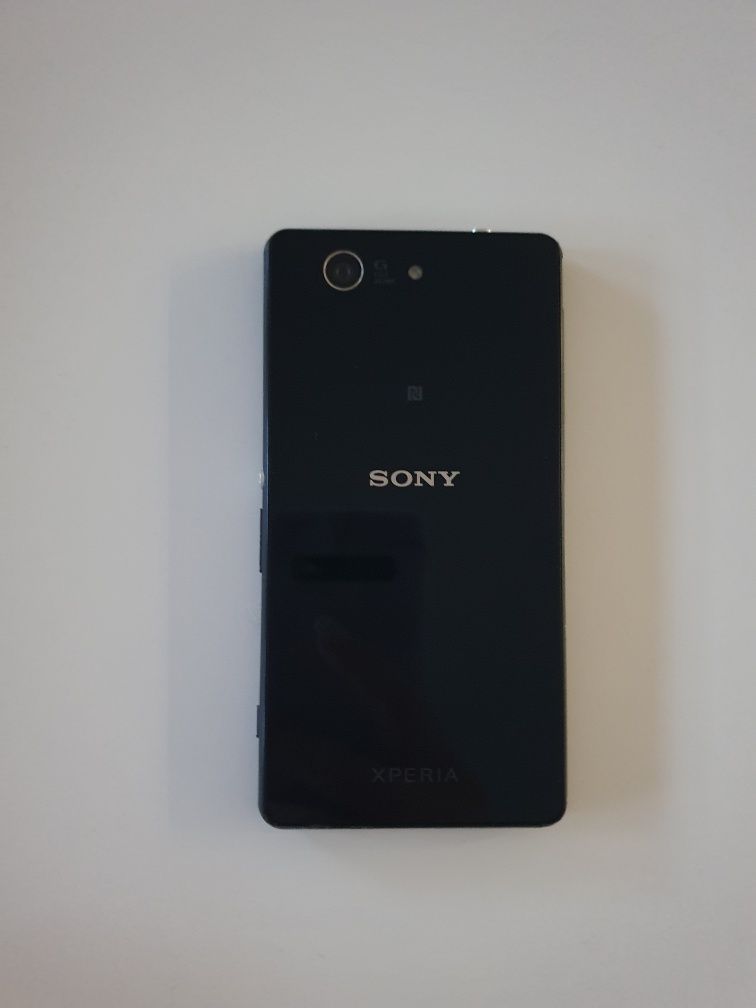 Telefon Sony Xperia Z3, uszkodzony ekran!