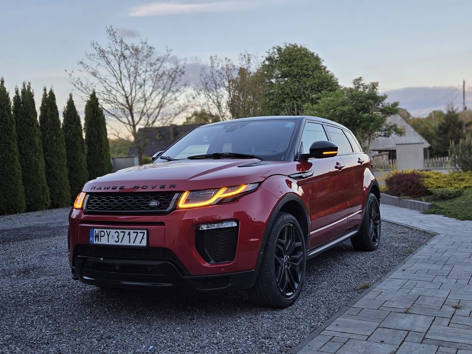 Land Rover Evoque 2.0 Si4 HSE R-Dynamic, full LED, Black Edition,