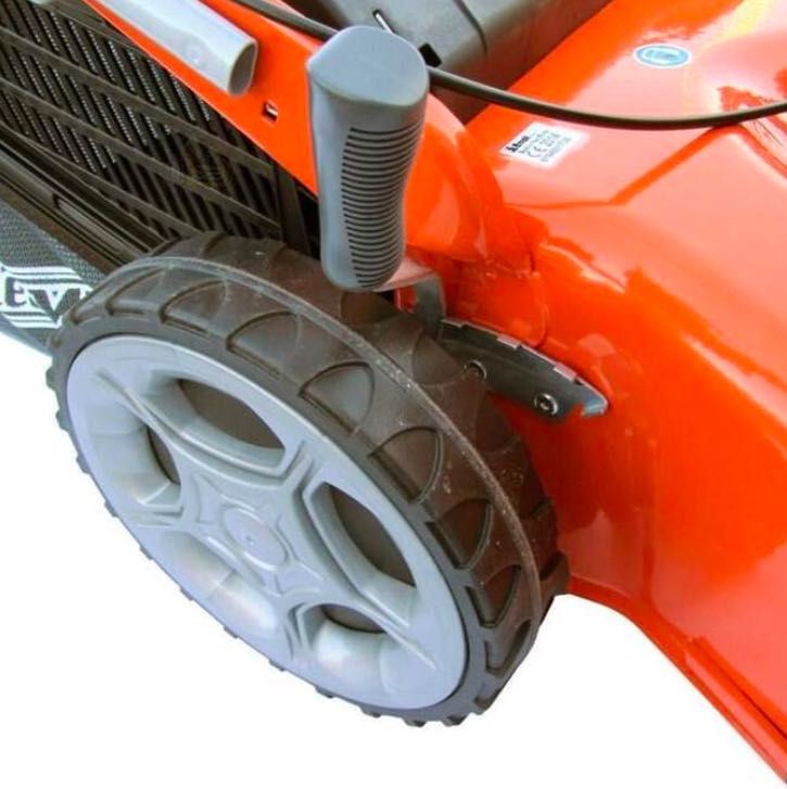 Газонокосилка бензиновая OLEO-MAC GV 53 TK Allroad Plus4 Газонокосарка