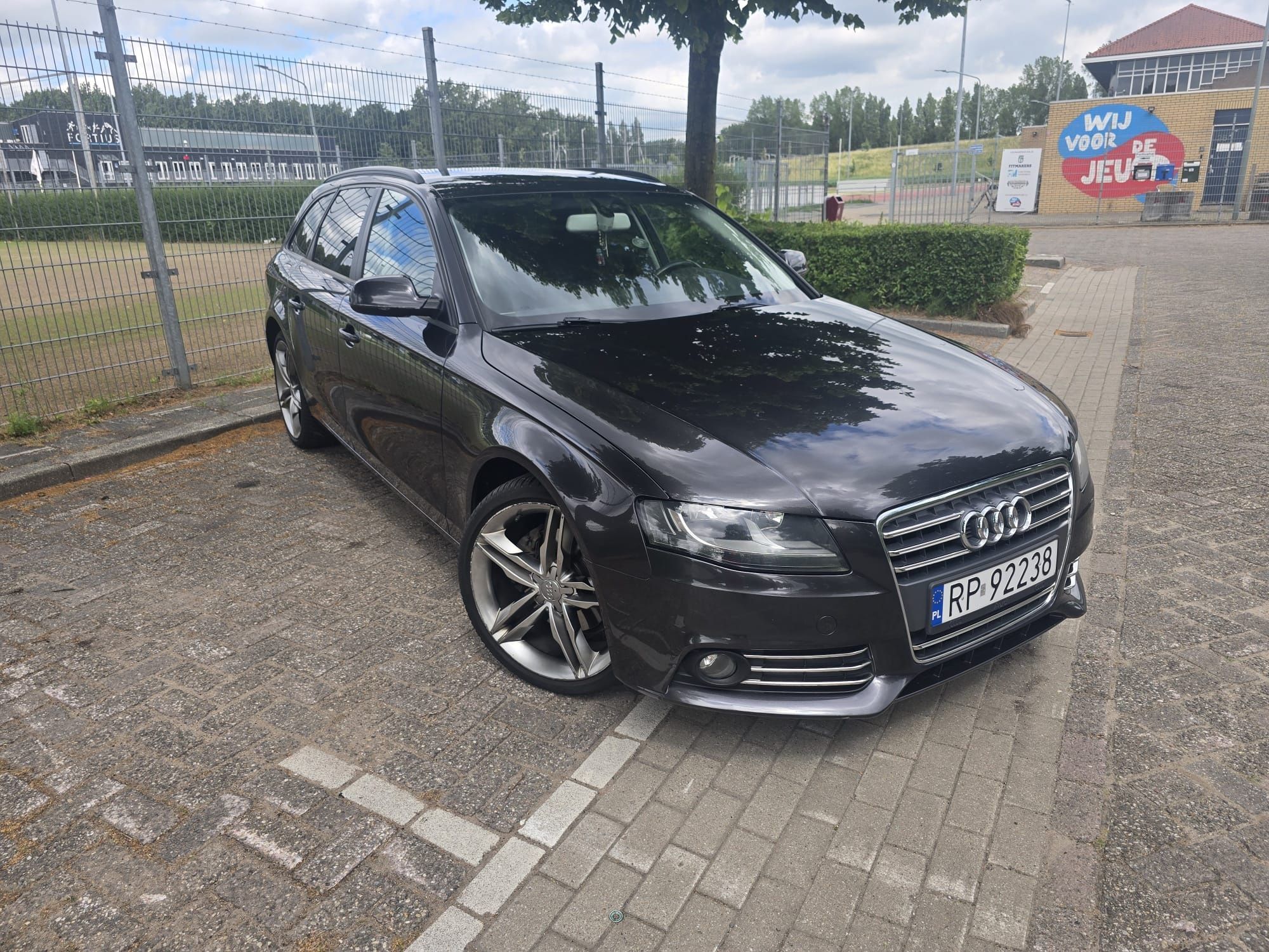 Audi A4b8 Avant 2.0tdi 2011r