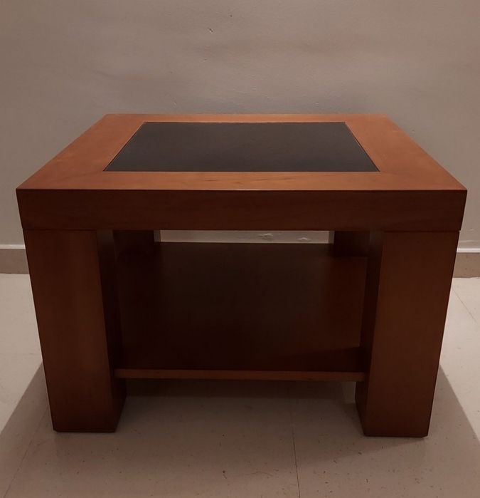 Mesa de Centro em Cerejeira