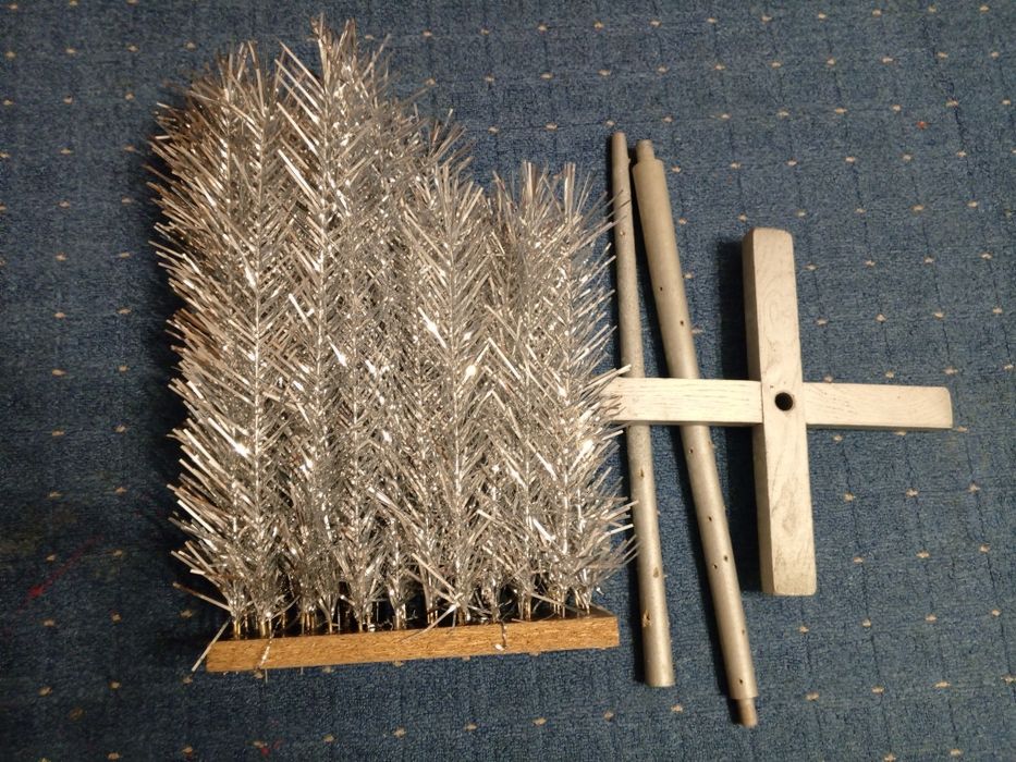 Ёлка сборная СССР "ЯЛИНКА" ,+игрушки.