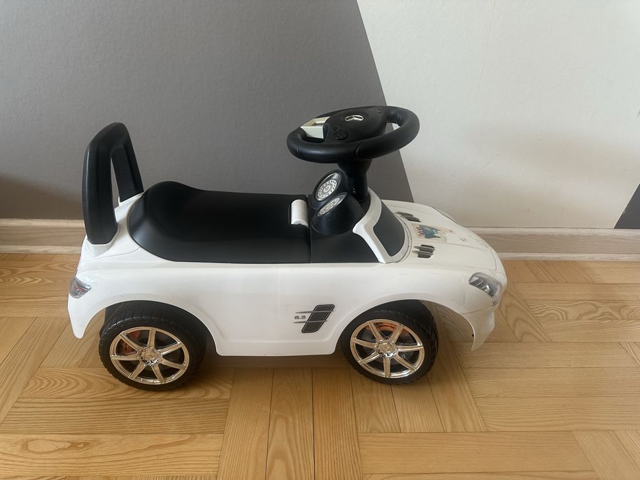 Samochód dziecięcy