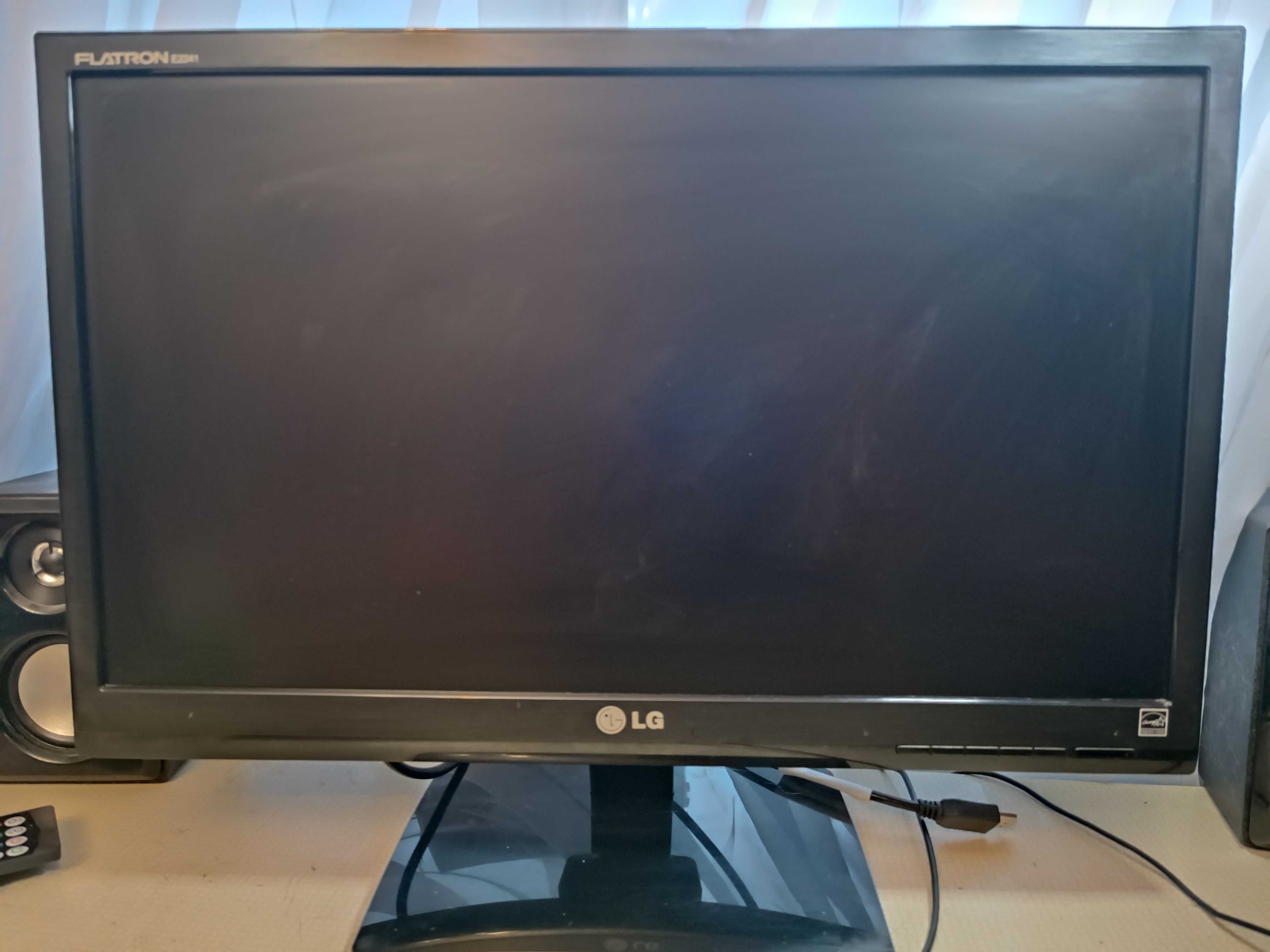 Монітор 22" LG E2241T-BN LED