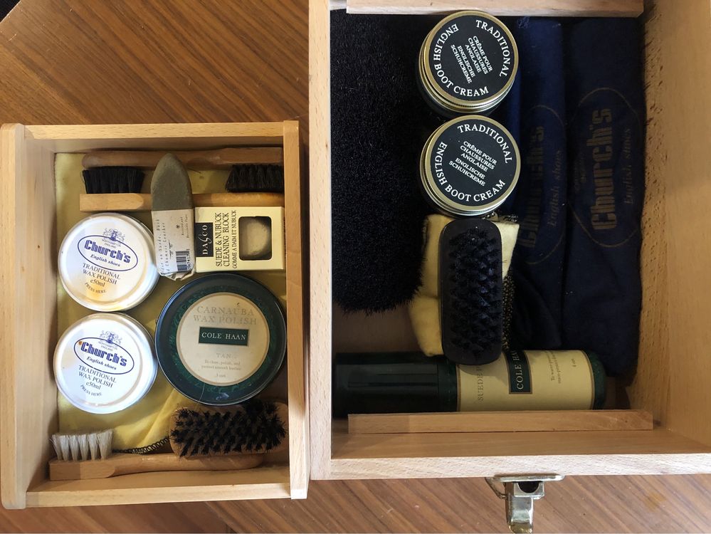 Caixa de shoe care da Labrador