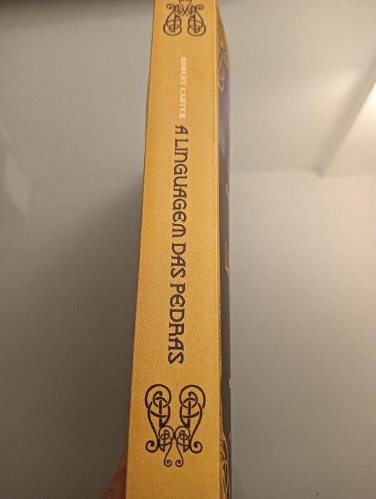 A Linguagem das Pedras	Autor: Robert Carter	Novo!