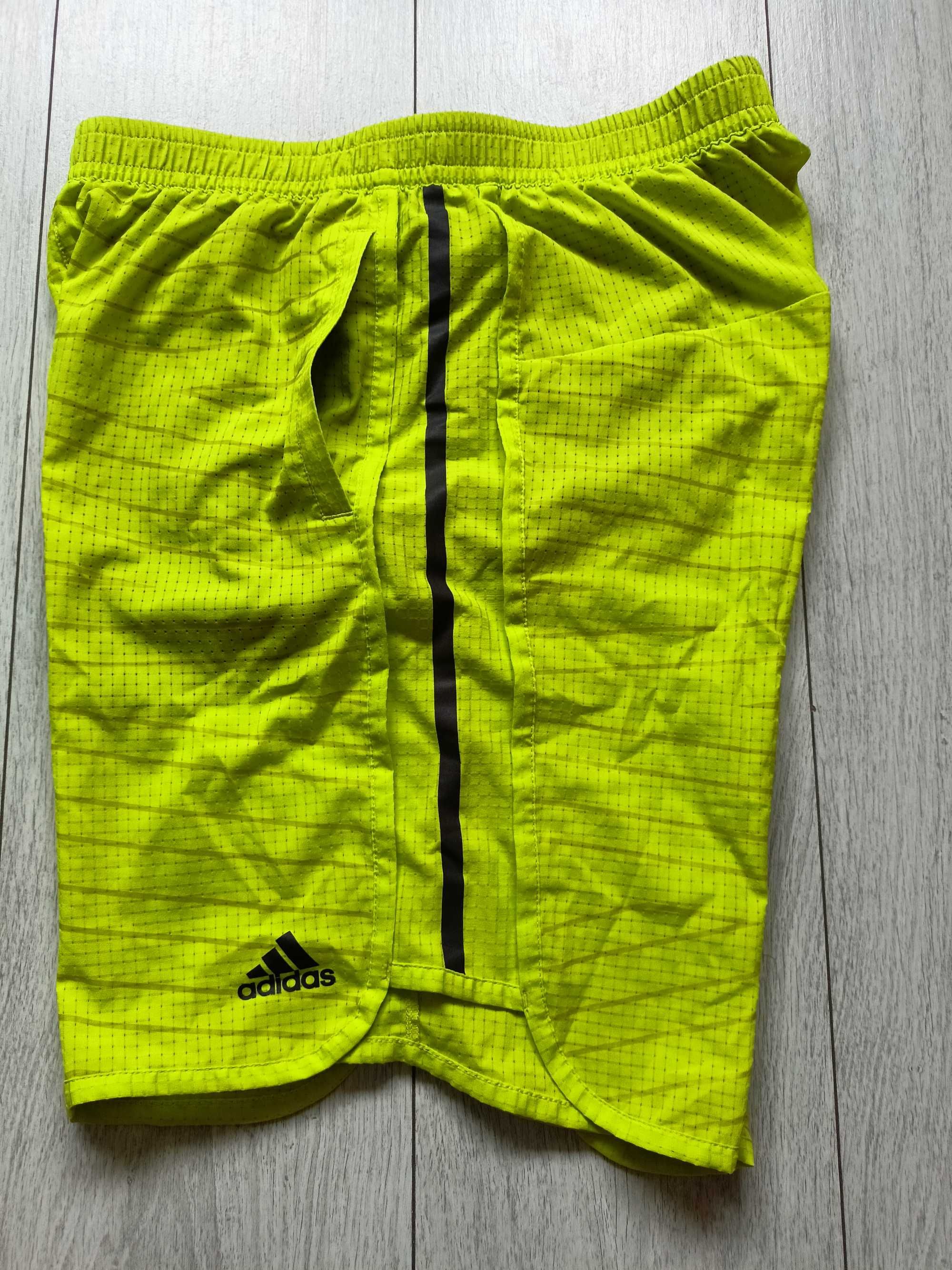 Spodenki Adidas supernova ekstra przewiewne