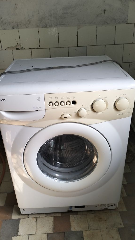 Продам стиральную машинку Beko