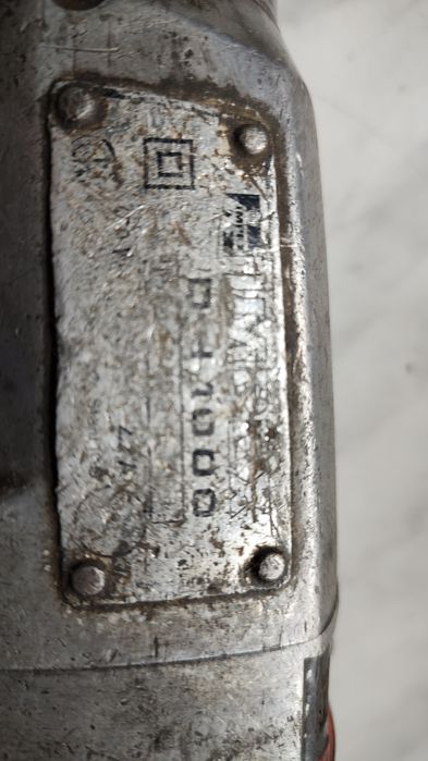 Młotowiertarka narex