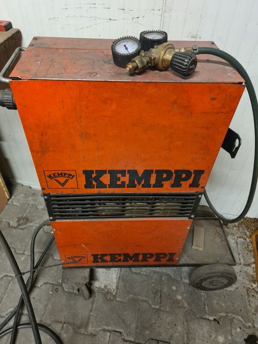 Spawarką KEMPPI -Kempomat250