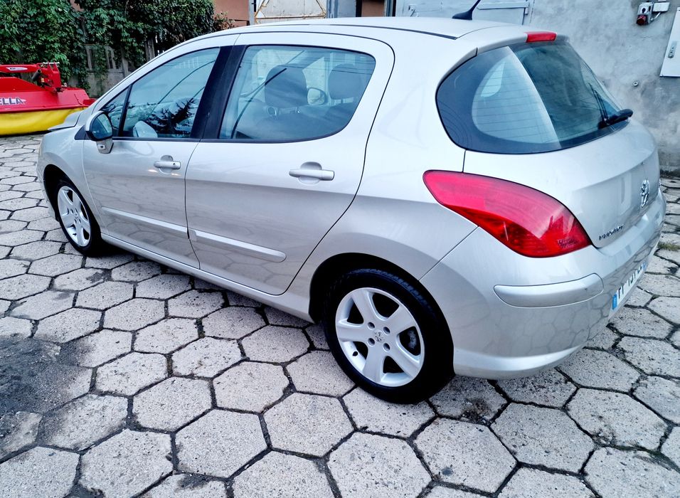 Peugeot 308 308