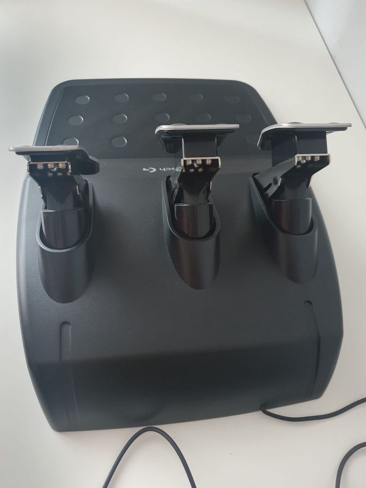 Vendo g29 Novo com garantia