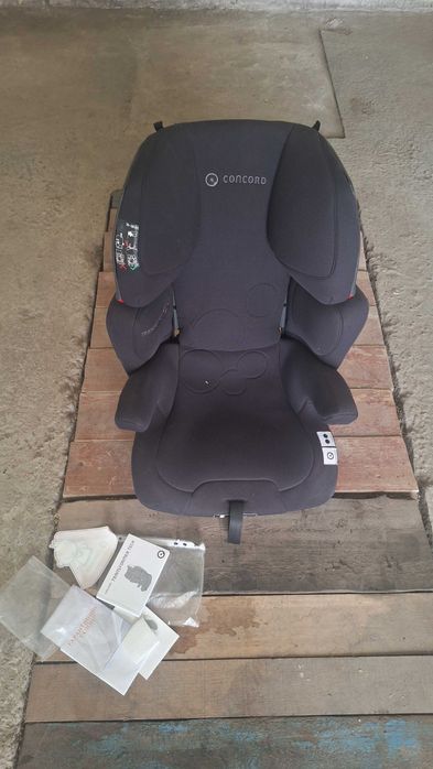 Продам дитяче автокрісло ,Concord Transformer Tech в ідеальному стані