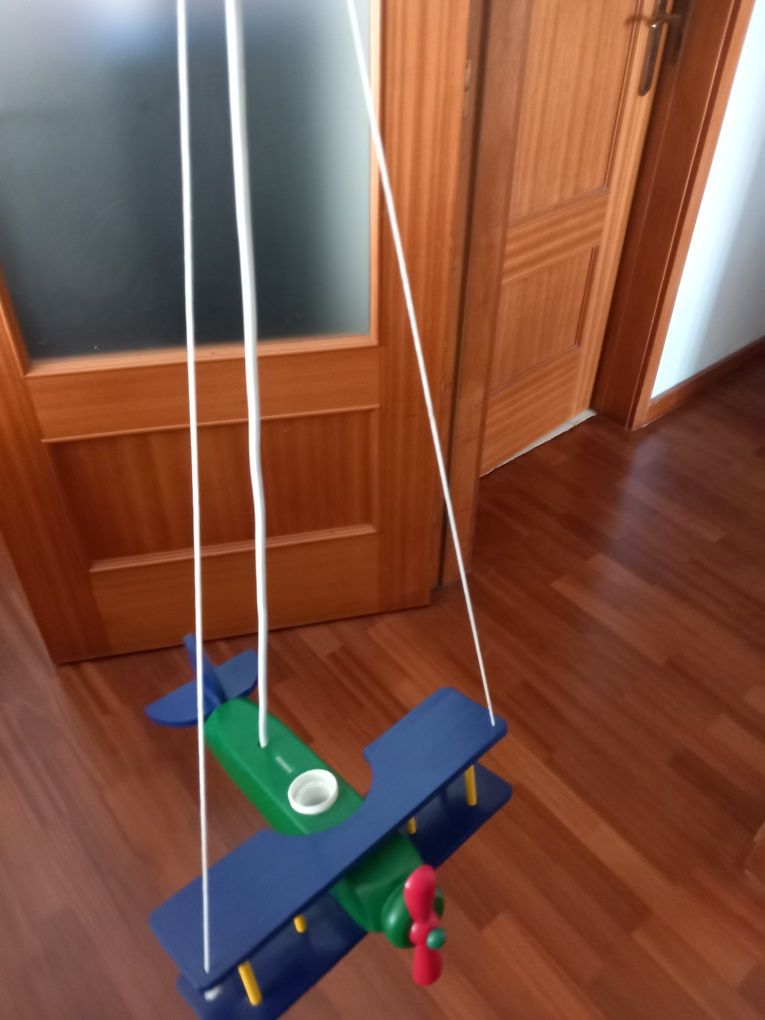 Candeeiro de quarto de criança avião