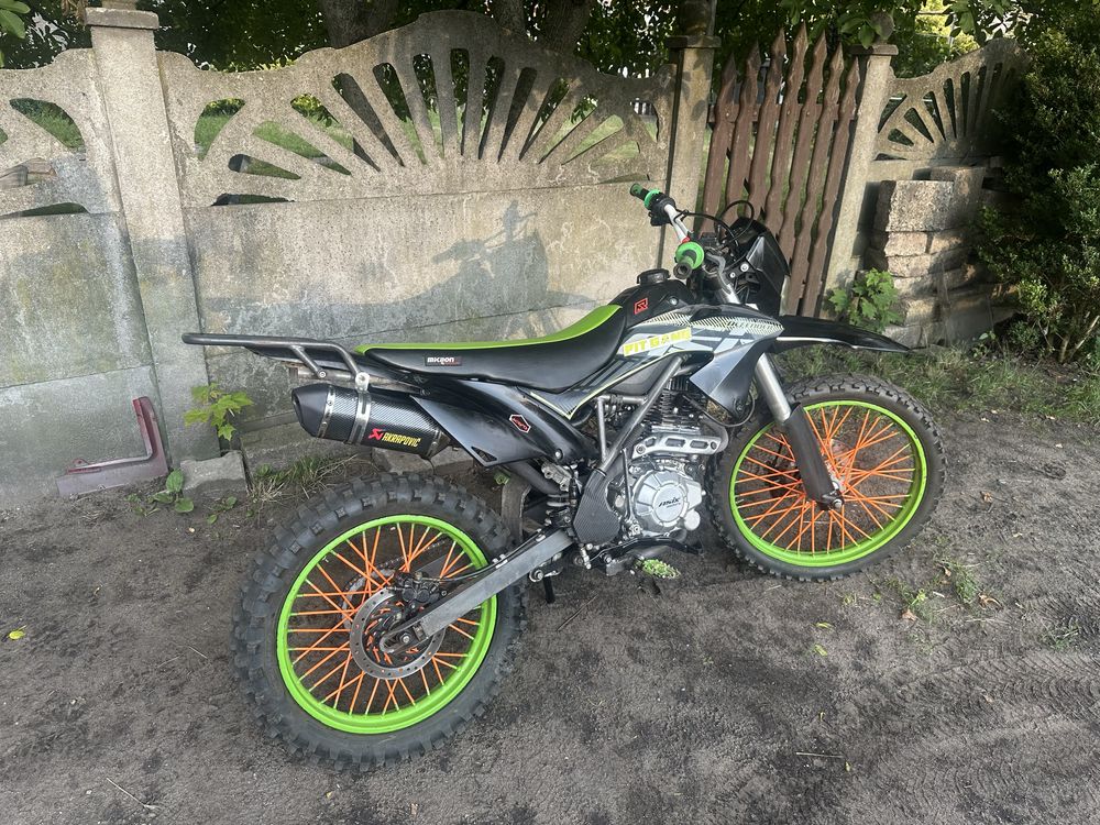 Asix  250 ccm! Stan BDB!