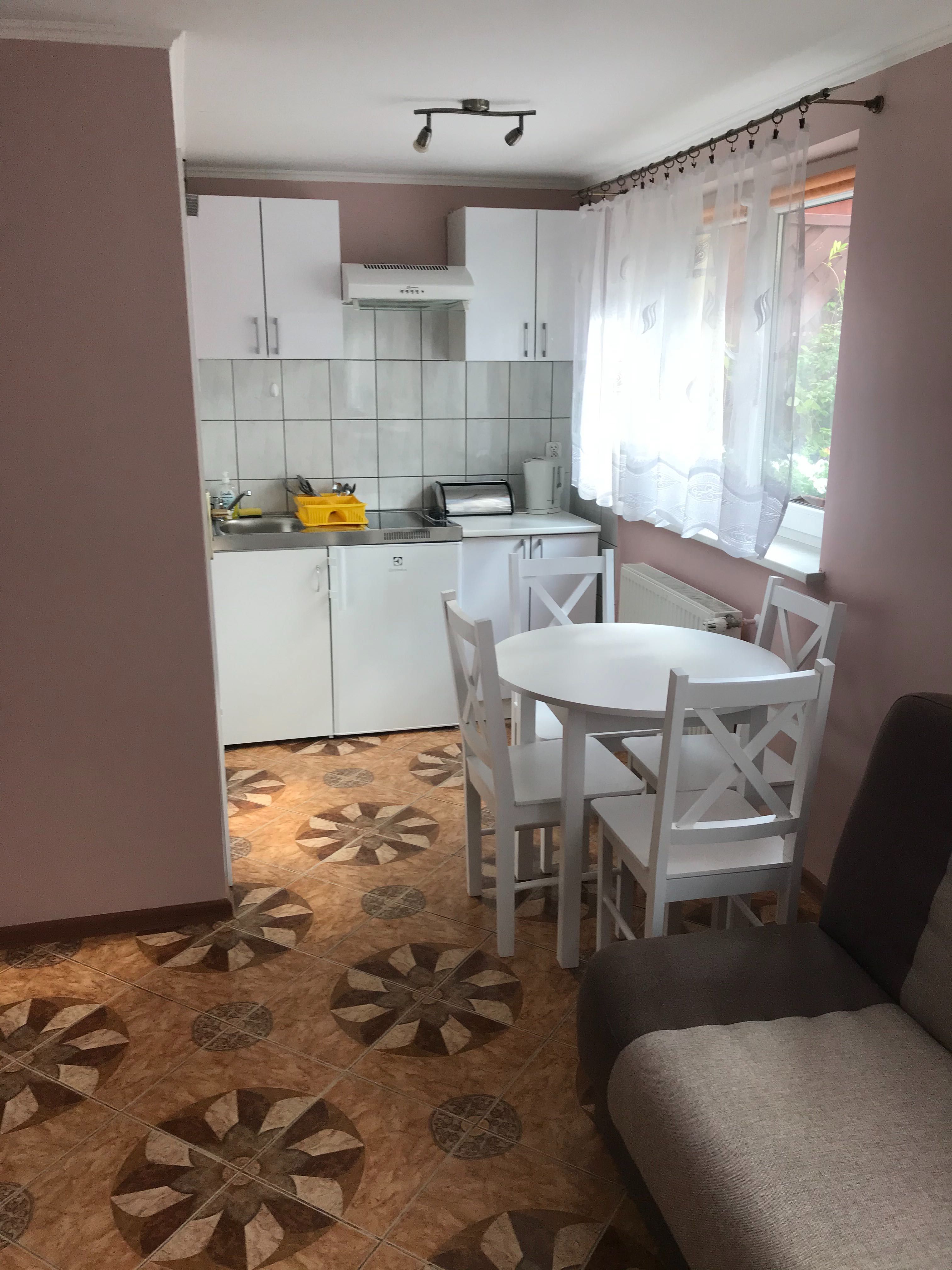 Apartament do wynajęcia oraz pokój jedno osobowy z łazienką