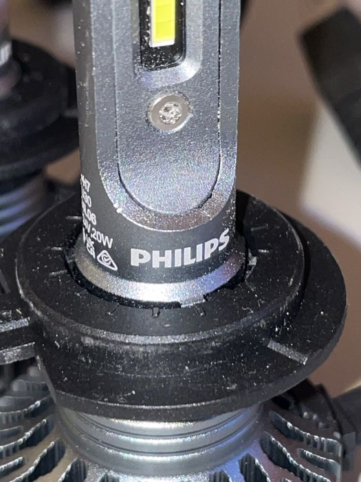 Żarówki H7 LED Philips Ultinon PRO3022