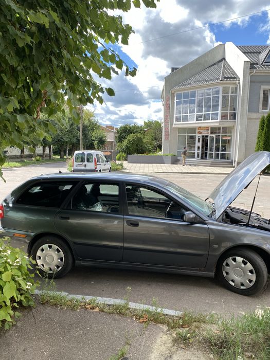 Volvo v40 2002рік
