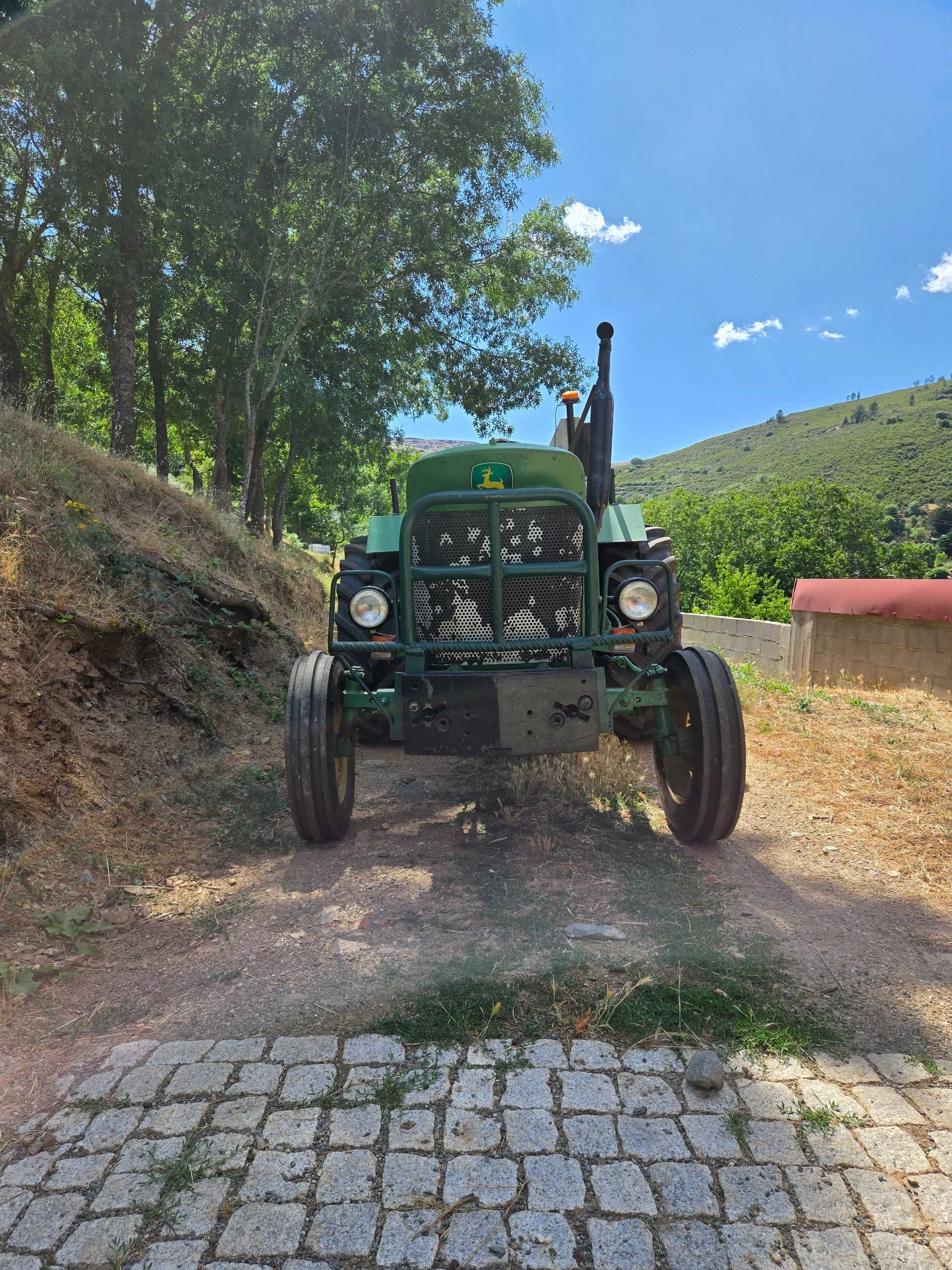 Trator John deere