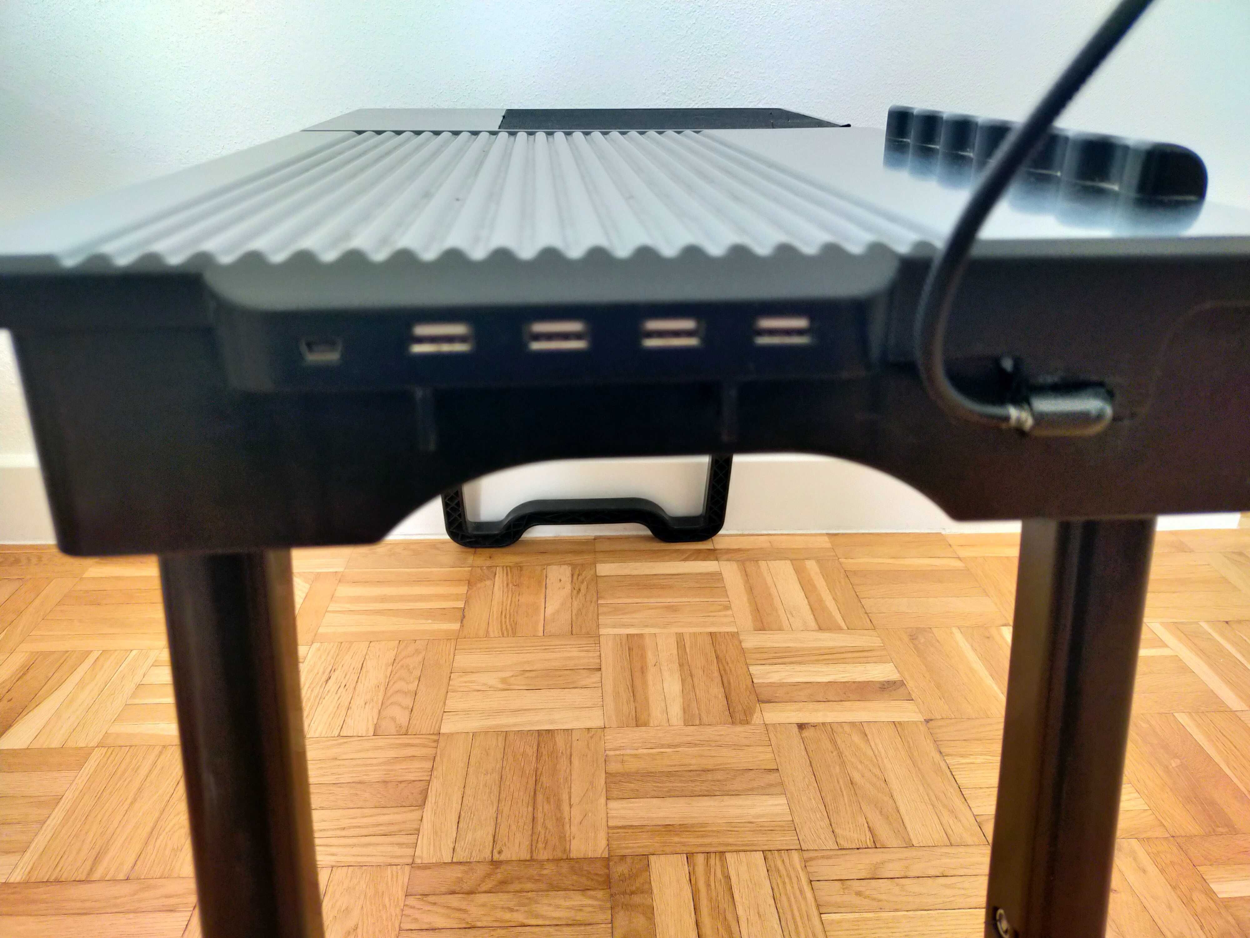 Wielofunkcyjny rozkładany stolik pod laptopa