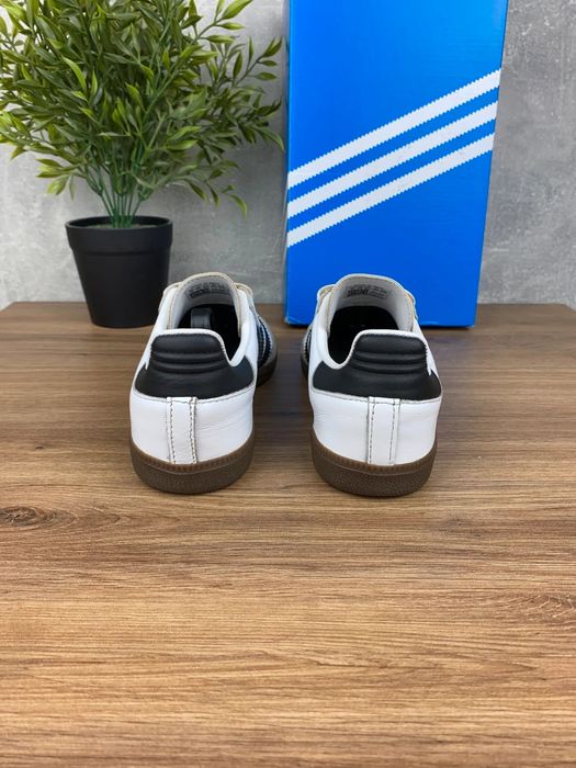 Dziecięce buty Adidas Samba OG r. 33,5 - skórzane sneakersy retro