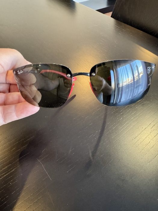 Oculos de Sol Ray Ban (Ferrari)