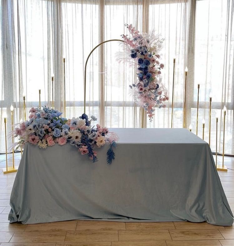 Флористика квіти фотозона весільне оформлення арка