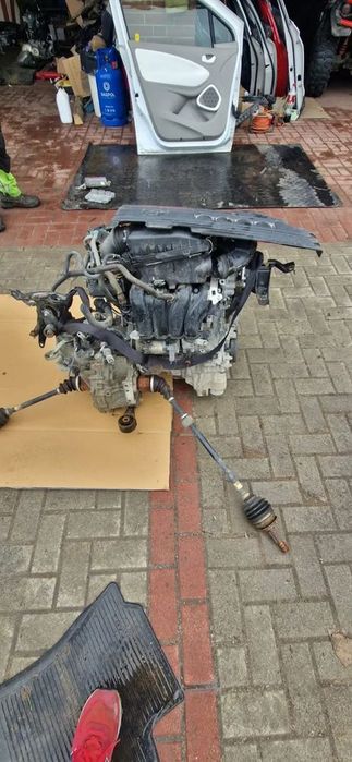 silnik toyota yaris iii 1.3 benzyna