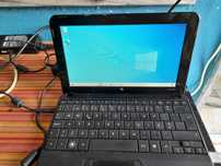 portatil compaq mini 110, equipamento com alguns anos.