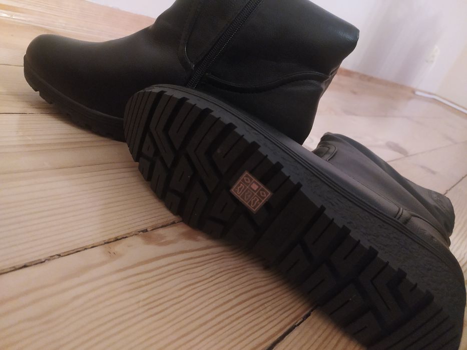 Buty damskie rozmiar 43