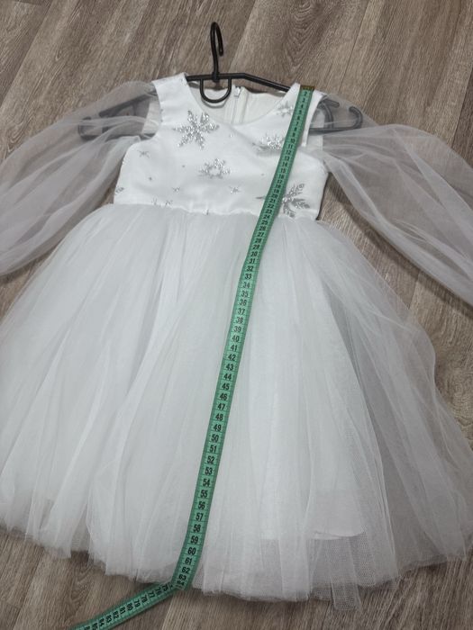 Плаття-сніжинка