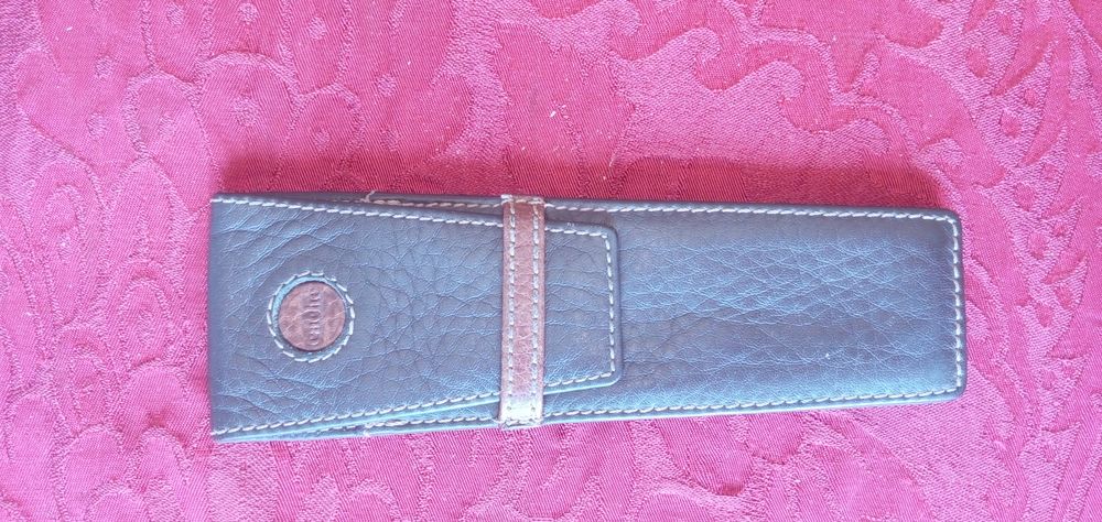 Eram da vizinha de outrora-Bolsas pele Vintage P/óculos/CanetasDesde2E
