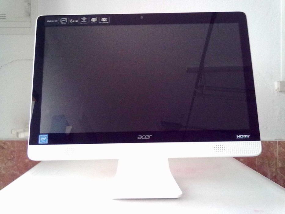 Computador ACER aspire c20-820 com avaria