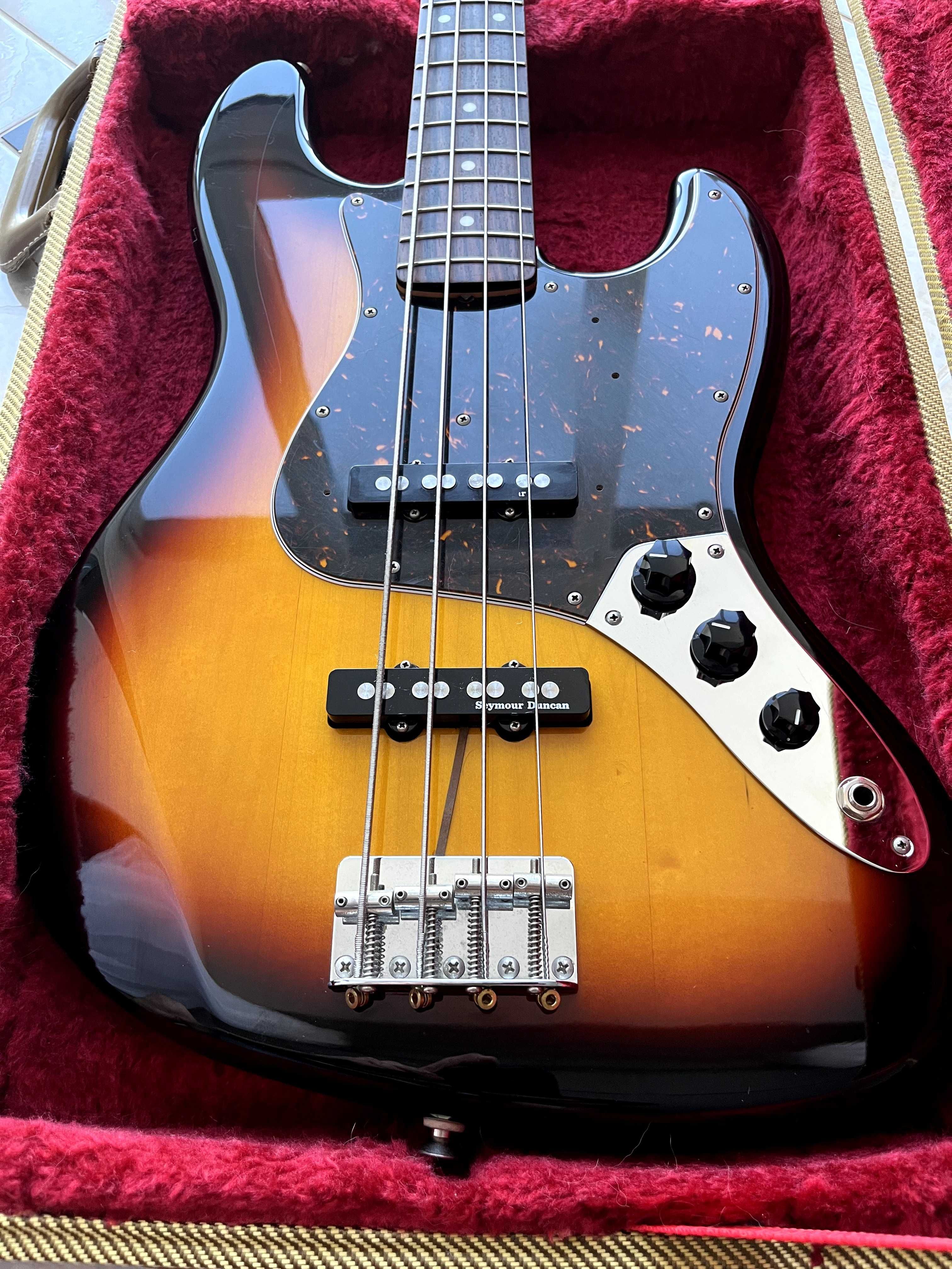 Fender JB-62 Jazz Bass Reissue MIJ 2012 Sunburst w/ case, бас гітара