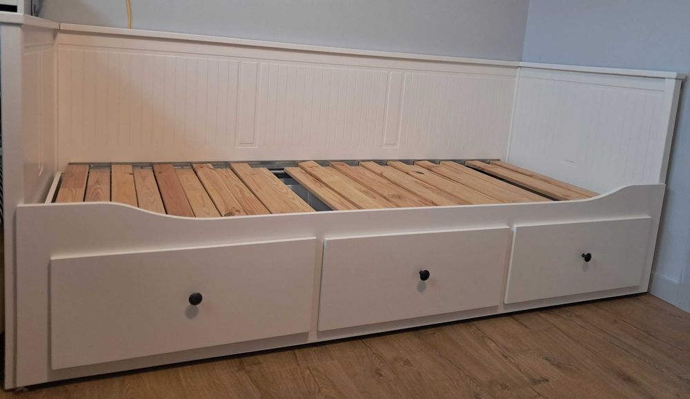 Rezerwacja Łóżko Hemnes IKEA (bez materacy)