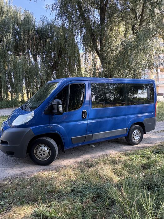 Пежо Боксер 2.2 дизель 2011 року