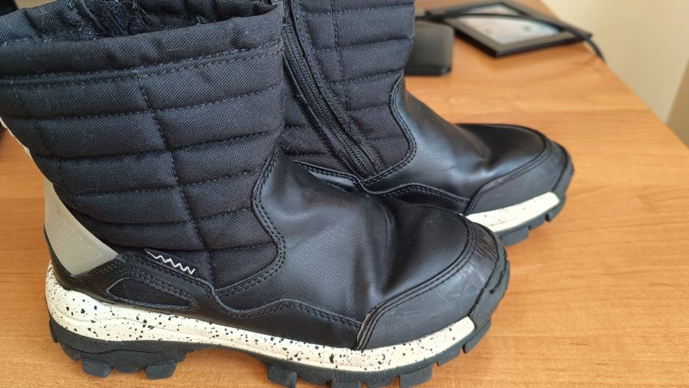 Buty zimowe kozaki śniegowce chłopięce Zara r. 35