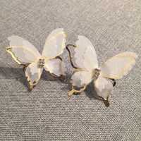 Nowe kolczyki złote motyl z białym tiulem