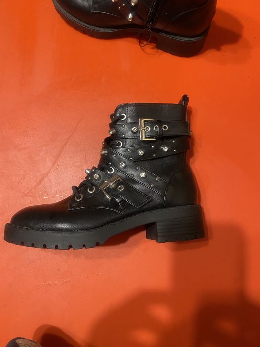 Женские ботинки 36 размер