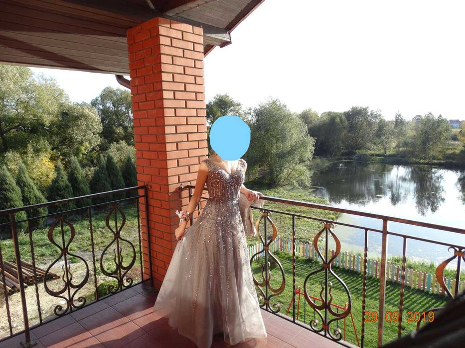 Сукню платье нарядное на вупускной свадьбу 40-42/XS  Jovani Америка