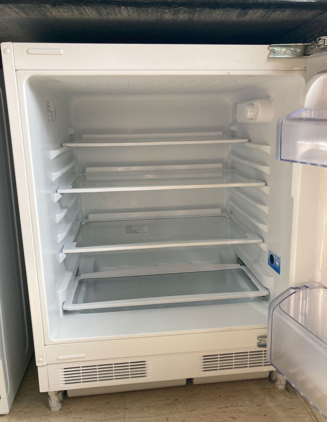 Frigorifico Integ. Beko BU 1103 N