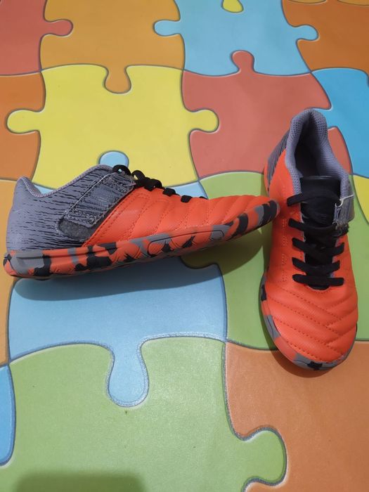 Tenis chuteira/sapatilha futsal ou futebol tamanho/número 33