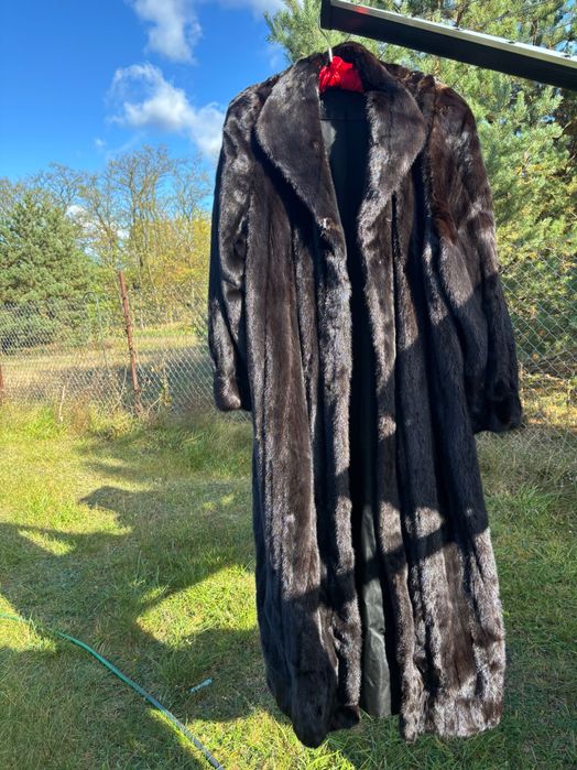 Piękne futro z norek Marshall Fields, rozmiar L/XL