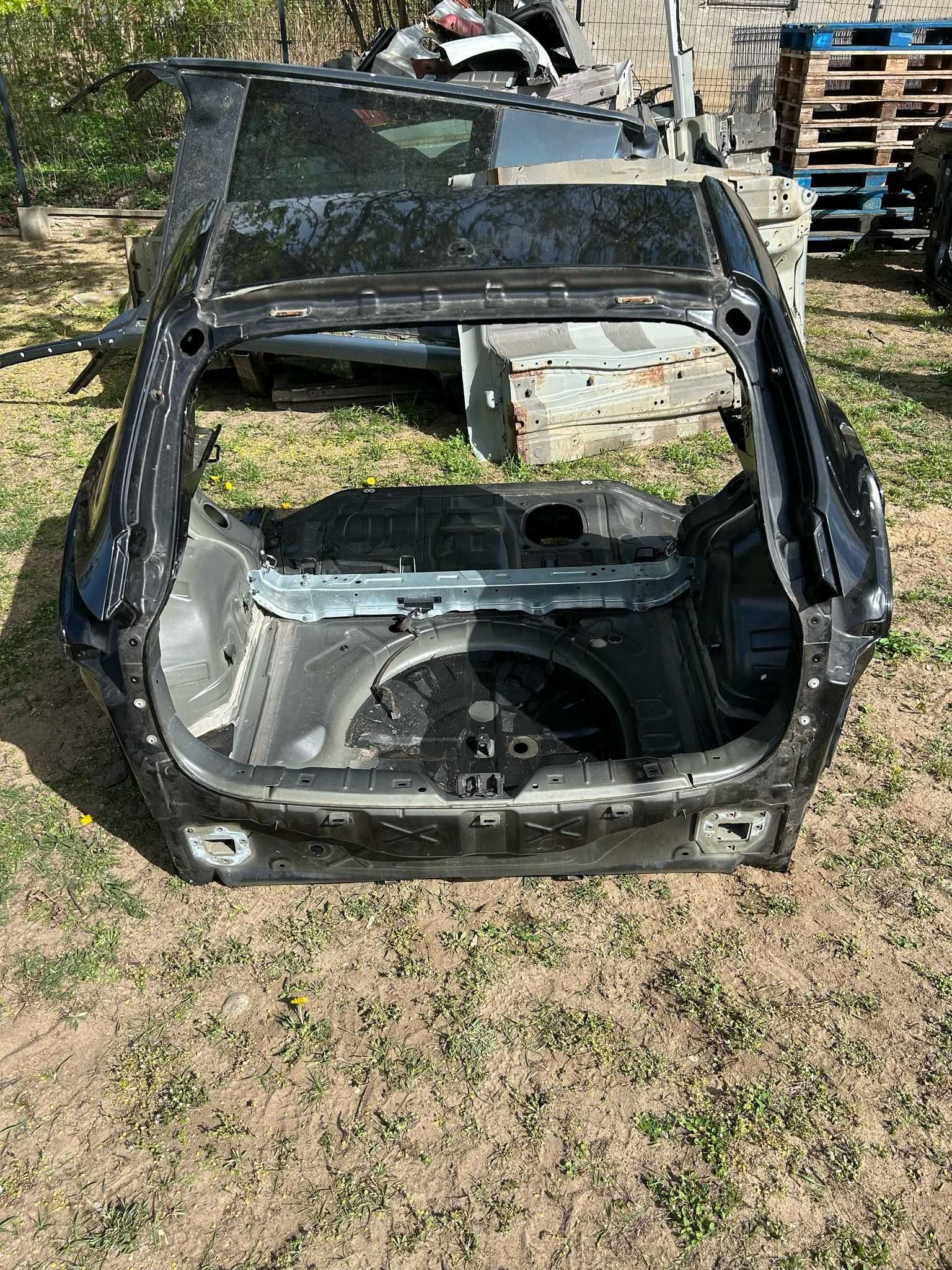 Ćwiartka wanna pas tylny błotniki Nissan Qashqai II J11 Z11G