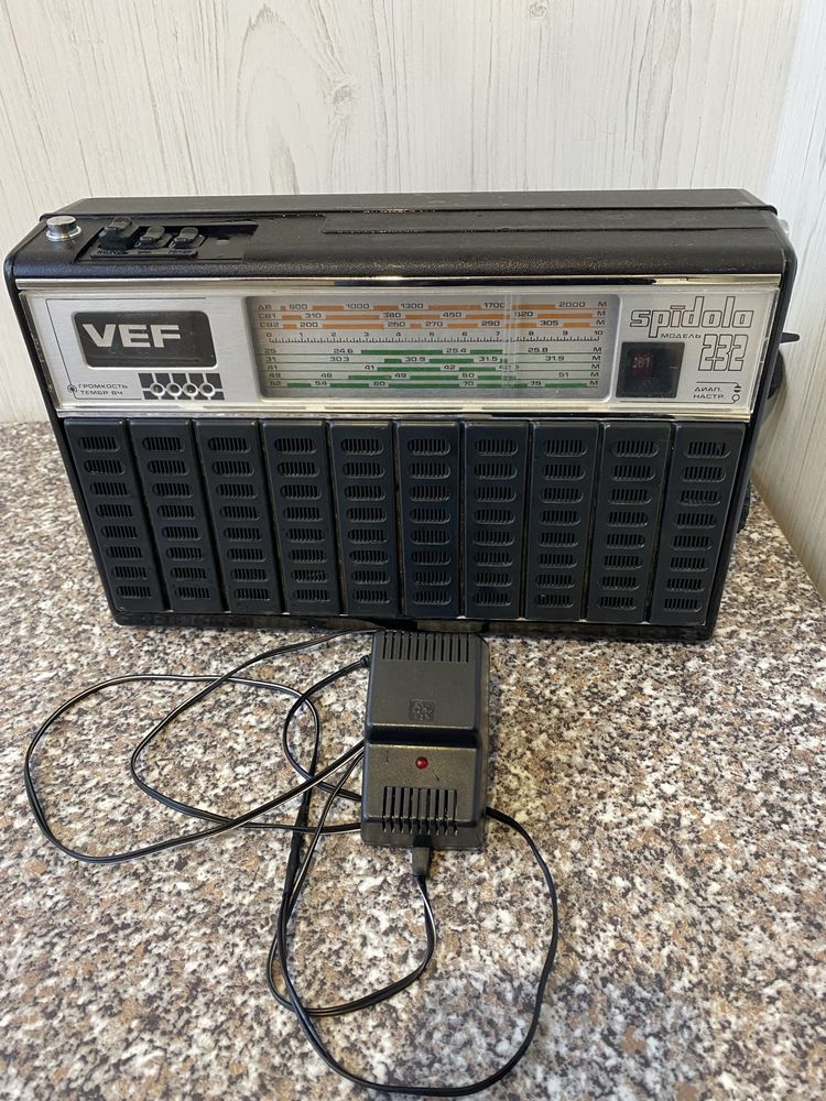 Радіопрймач VEF Spidola 232
