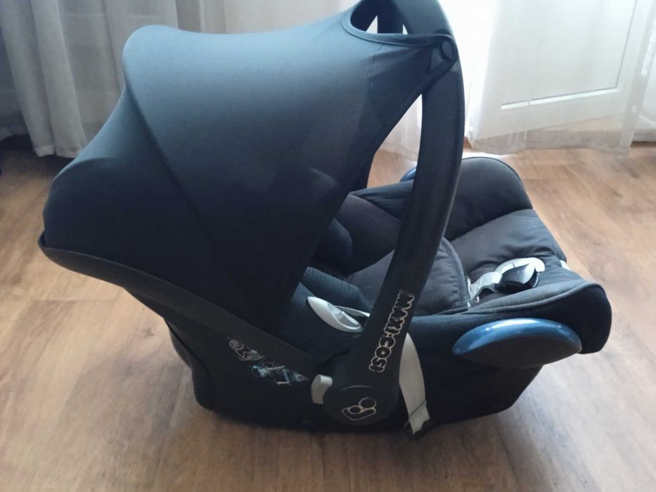 Автокрісло Maxi Cosi