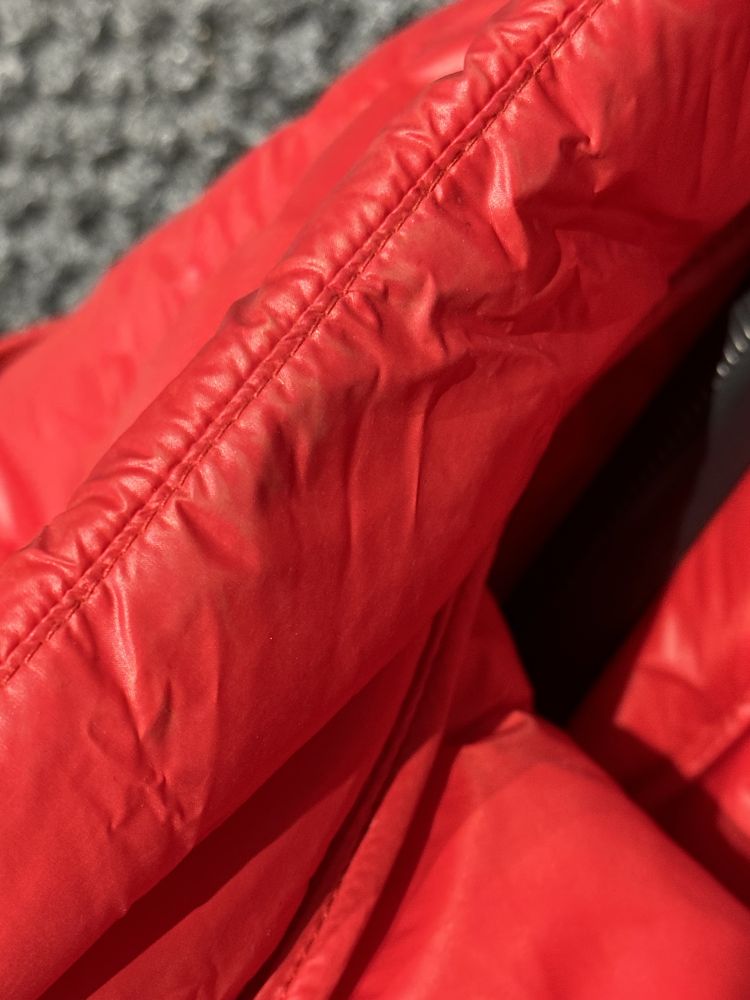Czerwona kurtka EA7 Emporio Armani rozmiar L damska