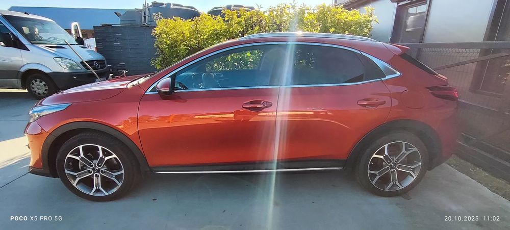 Kia XCeed Sprzedam Kia xcced 1, 4 T-GDI140KM/6 manualna