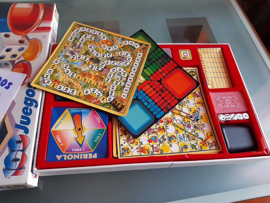 100 jogos de tabuleiro reunidos